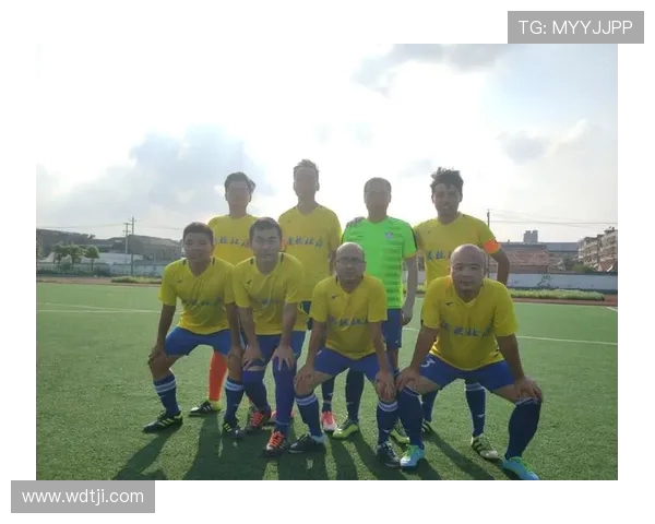 重庆足球队在全国耐力排行榜中荣登第七名展现出强大体能实力 重庆足球队在全国耐力排行榜中荣登第七名展现出强大体能实力