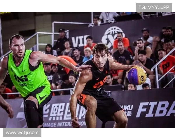 杭州攀岩队在世界滑板锦标赛中的崛起与成长历程全景回顾 杭州攀岩队在世界滑板锦标赛中的崛起与成长历程全景回顾