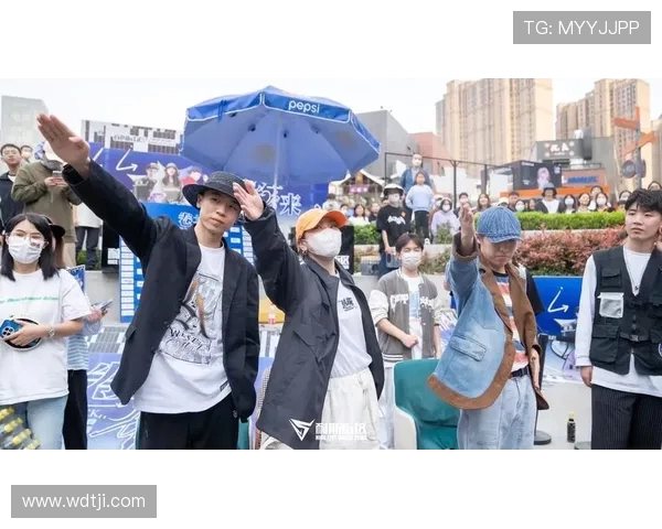 西安街舞队的运营体系与战术解析探讨街舞文化的创新与发展 西安街舞队的运营体系与战术解析探讨街舞文化的创新与发展