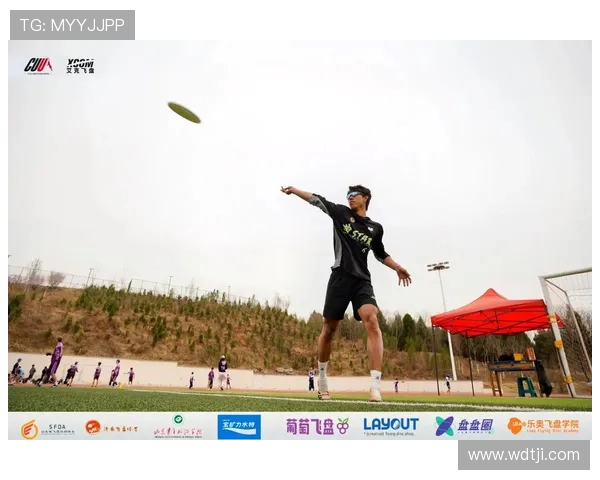 重庆飞盘队在攀岩联赛中以67分稳居积分榜首位