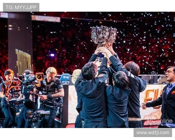 DOTA2战术解析:深入探讨FPX边路渗透策略与执行技巧 DOTA2战术解析:深入探讨FPX边路渗透策略与执行技巧