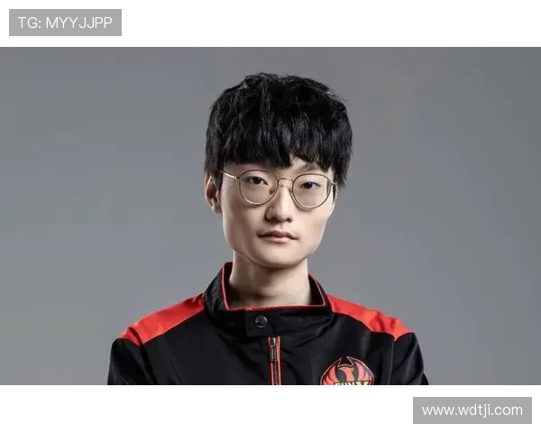 全明星赛分析:FPX在压力下展现出的心理素质与团队协作能力 全明星赛分析:FPX在压力下展现出的心理素质与团队协作能力